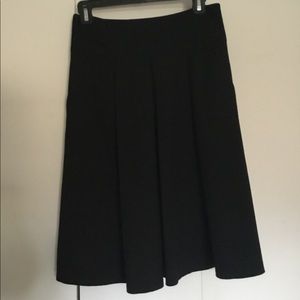 Classy black Elie Tahari skirt